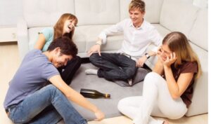 سوال بازی جرات و حقیقت؛ 200 تا از سوالات هیجان انگیز و جذاب بازی جرات و حقیقت