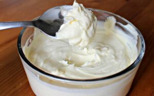 مزایای مصرف لبنیات و میزان مصرف انواع فرآورده های لبنی در روز