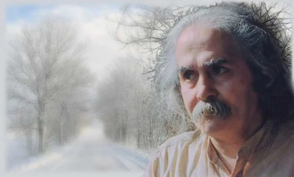 اشعار مهدی اخوان ثالث؛ مجموعه شعر عاشقانه گلچین شده این شاعر ساعت بزرگ