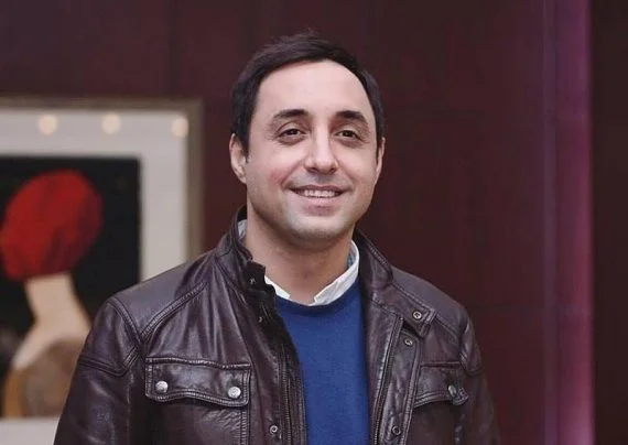 بیوگرافی امیرحسین رستمی؛ درباره کارهای هنری، زندگی شخصی، ازدواج و عکس های خانوادگی