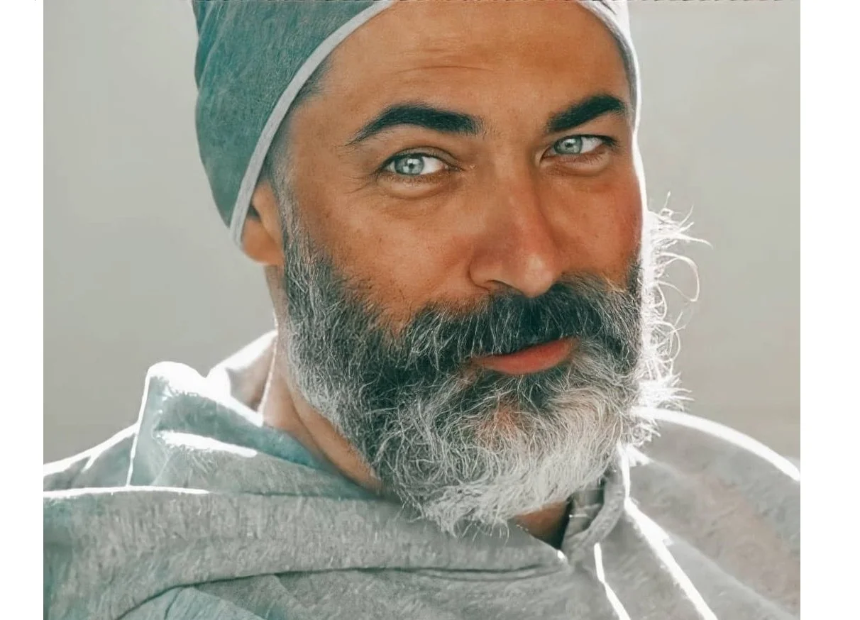 بیوگرافی پارسا پیروزفر بازیگر معروف؛ درباره فیلم و سریال ها او و زندگی شخصی اش bio 3 6
