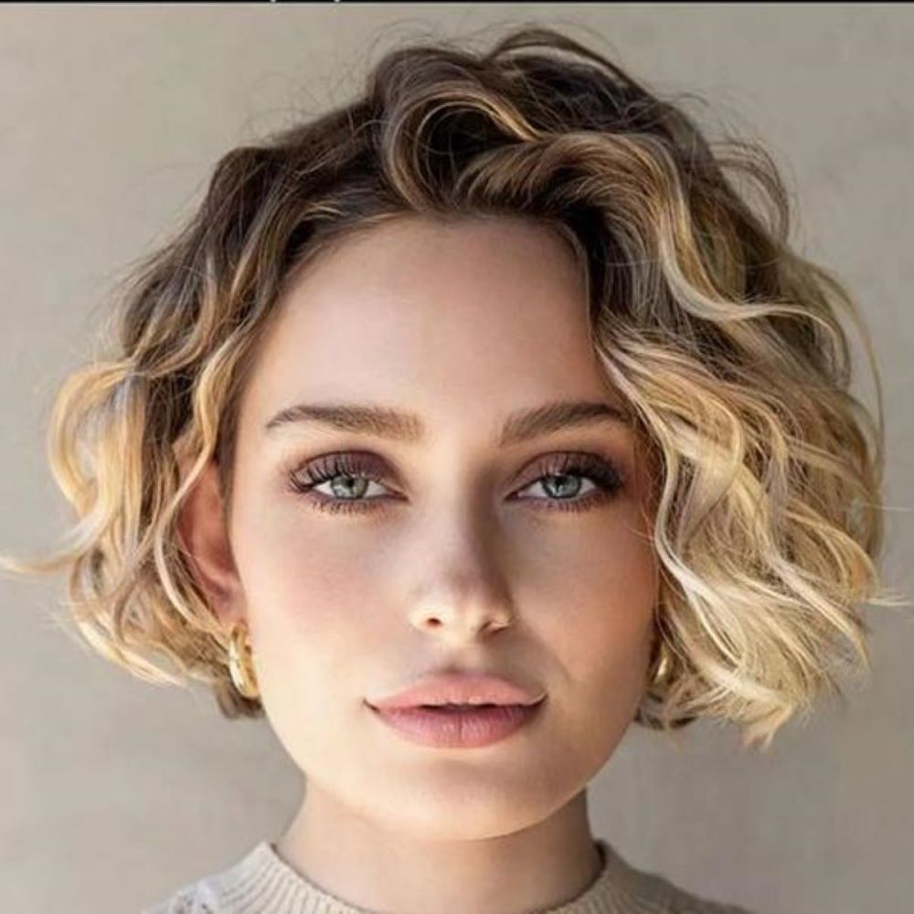 مدل موی حجیم و کوتاه مرلین