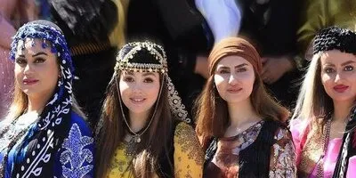 اشعار زیبای عاشقانه کردی؛ زیباترین مجموعه شعر کوتاه با ترجمه فارسی 2x1 photo 2023 05 06 18 40 55 3
