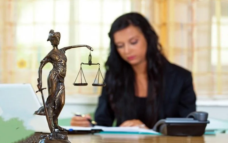 اس ام اس های تبریک روز وکیل به دخترم