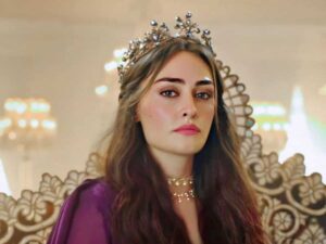 بیوگرافی اسرا بیلگیچ ؛ از زندگی شخصی تا ازدواج و طلاق