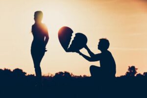 جملات شکست عشقی غمگین (متن های شکست عاشقانه احساسی)