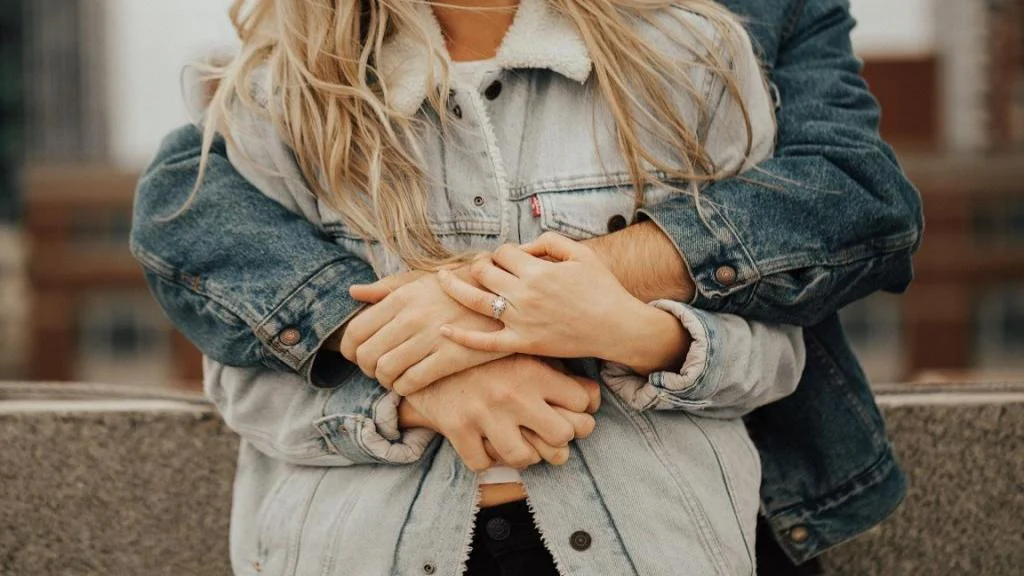 دلنوشته اولین دیدارعاشقانه؛ 20 متن طولانی احساسی ملاقات اول با یار