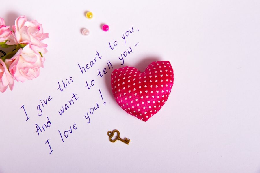 شعر انگلیسی کوتاه زیبای عاشقانه، احساسی، دوست داشتن و عشق